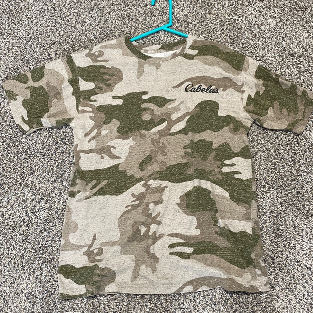 Cabela's Green and Tan Camo Short Sleeve Shirt